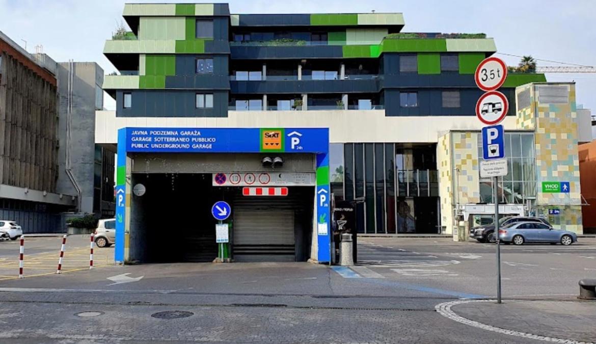 House365 Hotel Koper Exterior photo